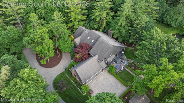 40360 Harmony Lane, Northville Township, MI 48167