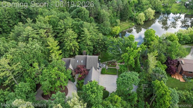 40360 Harmony Lane, Northville Township, MI 48167