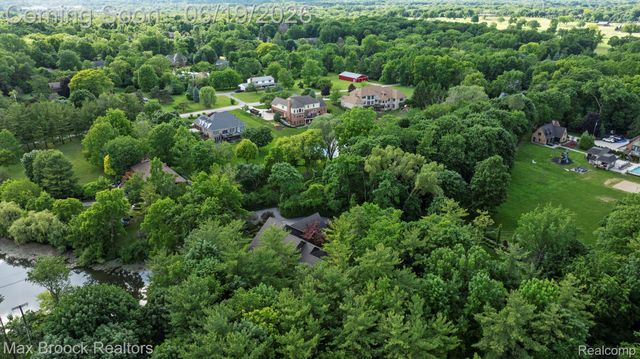 40360 Harmony Lane, Northville Township, MI 48167
