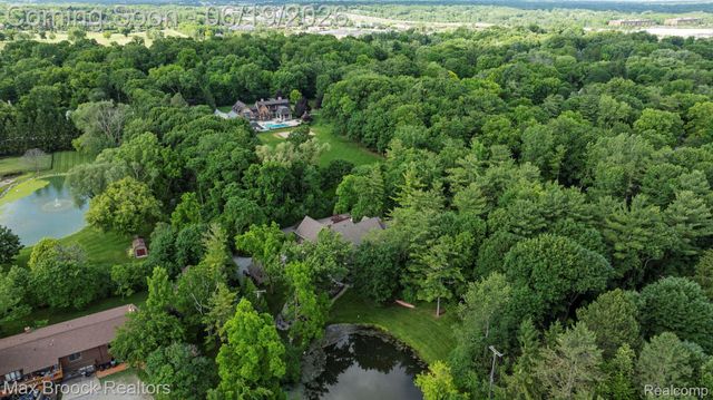 40360 Harmony Lane, Northville Township, MI 48167