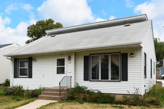 729 Rose Avenue E, Saint Paul, MN 55106