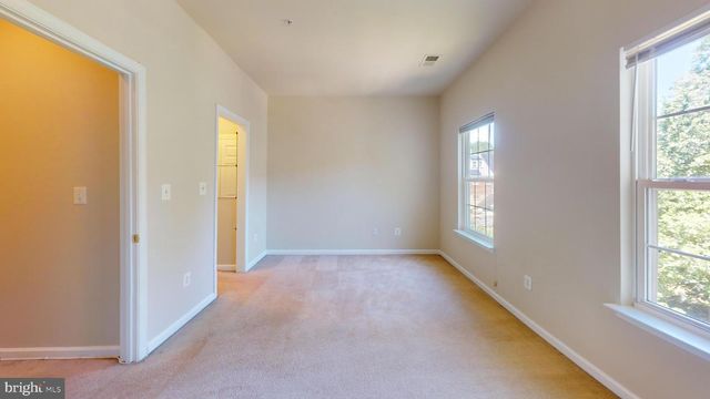 169 DANBURY ST SW, Washington, DC 20032