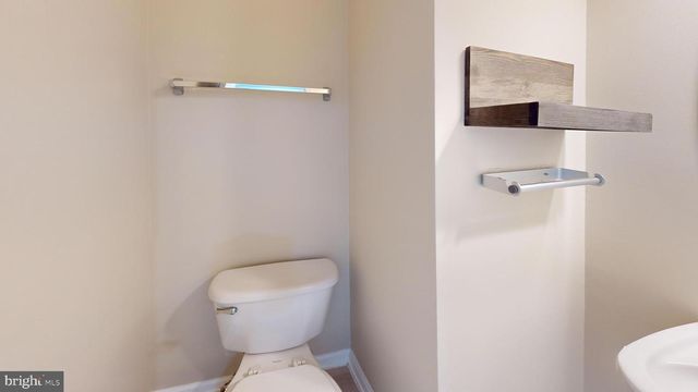 169 DANBURY ST SW, Washington, DC 20032