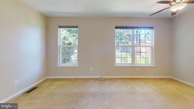 169 DANBURY ST SW, Washington, DC 20032