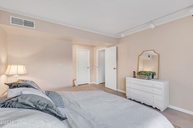 4630 N 68TH Street 248, Scottsdale, AZ 85251