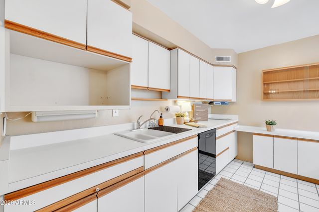 4630 N 68TH Street 248, Scottsdale, AZ 85251