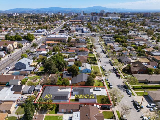 1411 W 7th Street, Santa Ana, CA 92703