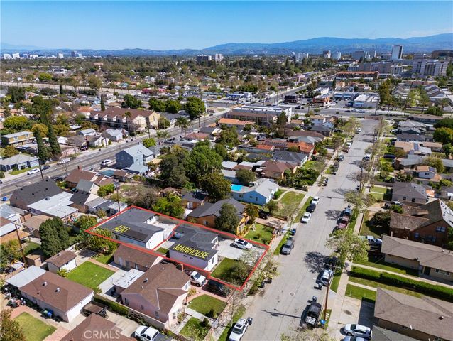 1411 W 7th Street, Santa Ana, CA 92703