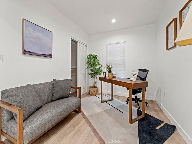 1411 W 7th Street, Santa Ana, CA 92703