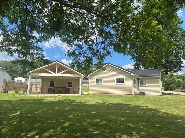 112 Rolling Hills Drive, Center Twp, PA 15061