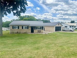112 Rolling Hills Drive, Center Twp, PA 15061