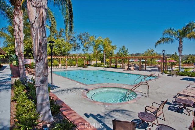 23621 Via Storni, Mission Viejo, CA 92692