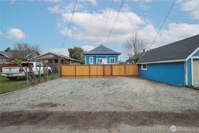 2538 Martin Luther King Jr Way, Tacoma, WA 98405