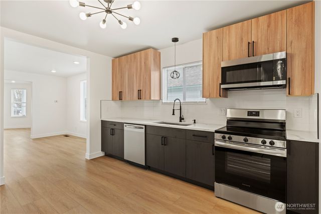 2538 Martin Luther King Jr Way, Tacoma, WA 98405