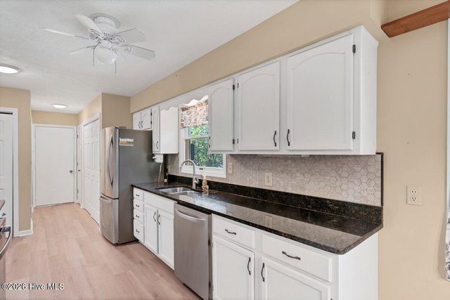 55 Birdie Drive, Whispering Pines, NC 28327