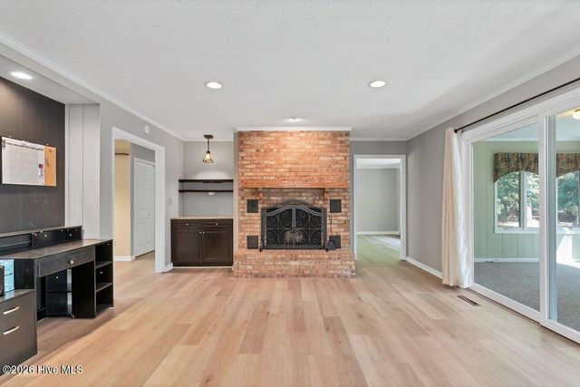 55 Birdie Drive, Whispering Pines, NC 28327