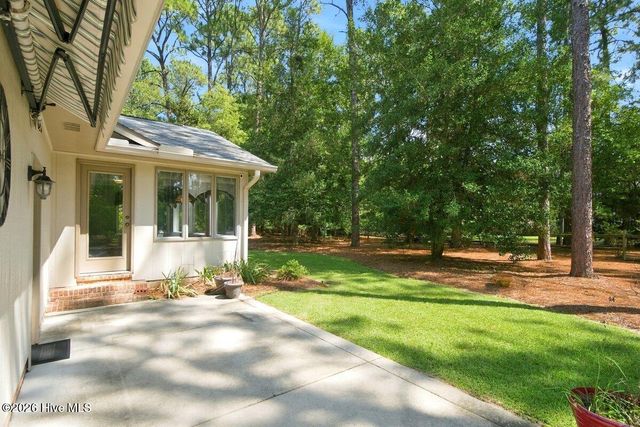 55 Birdie Drive, Whispering Pines, NC 28327