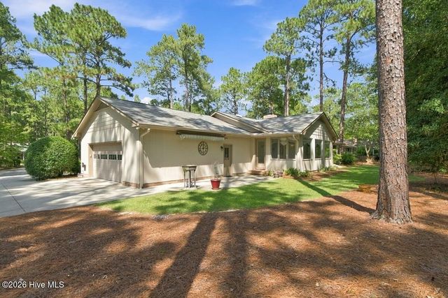 55 Birdie Drive, Whispering Pines, NC 28327