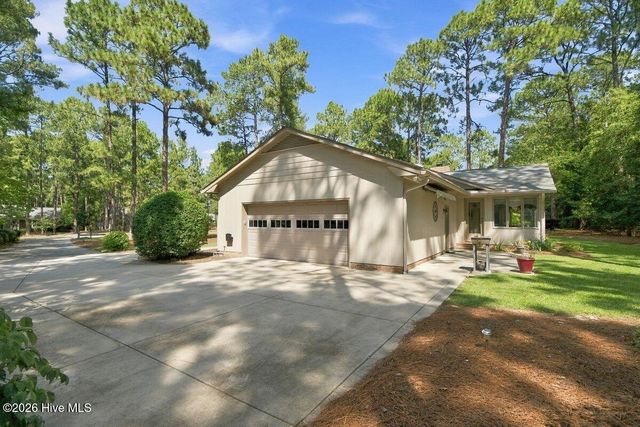 55 Birdie Drive, Whispering Pines, NC 28327