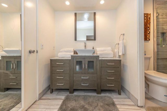 48697 Eisenhower Drive, Indio, CA 92201