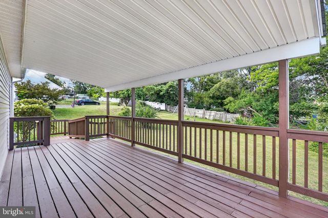 358 W SPRING ST, Woodstock, VA 22664