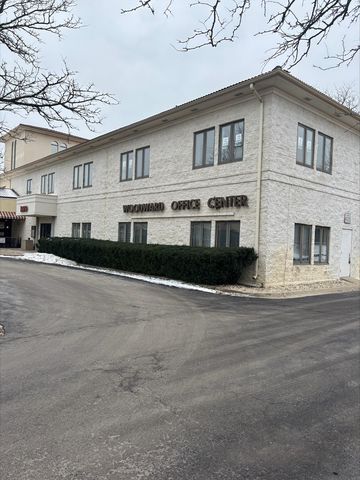 1999 75th Street 201, Woodridge, IL 60517