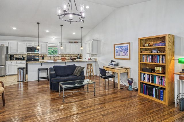 720 Old Brundage Road, Hot Springs, AR 71913