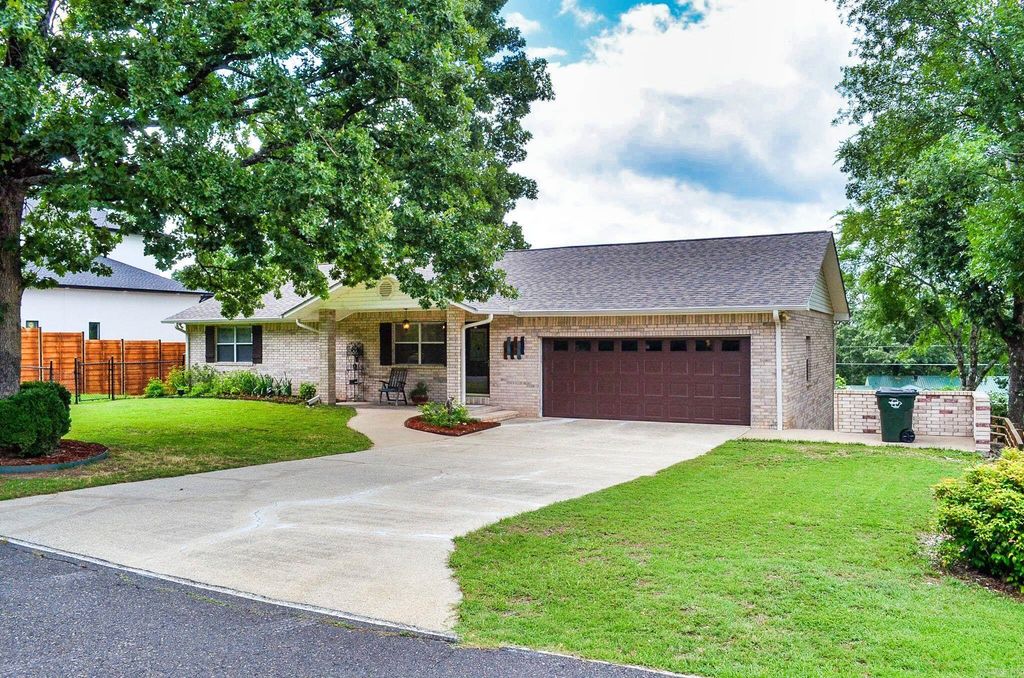 720 Old Brundage Road, Hot Springs, AR 71913
