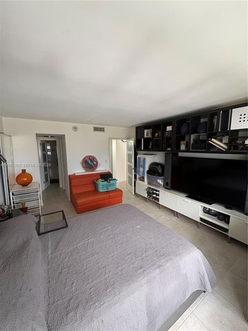 2100 Sans Souci Blvd A1409, North Miami, FL 33181