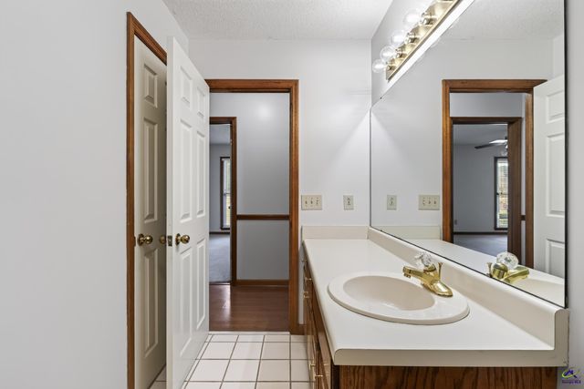 143 Hudson Way, Macon, GA 31216