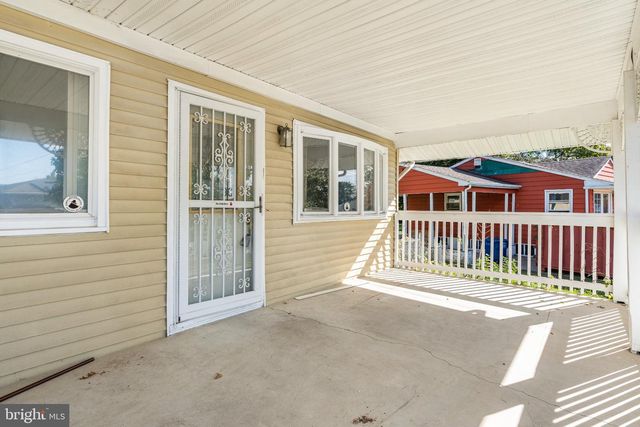 35 LANGDON RD, Burlington, NJ 08016