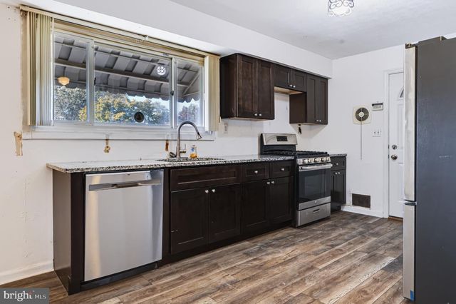 35 LANGDON RD, Burlington, NJ 08016