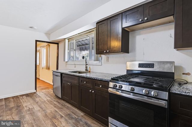 35 LANGDON RD, Burlington, NJ 08016