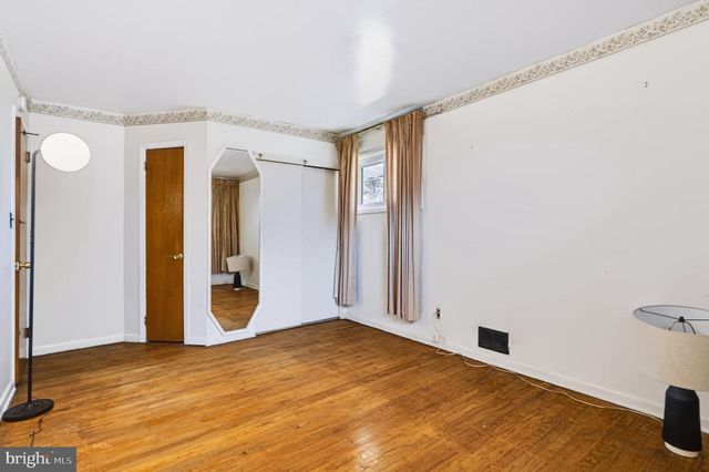 35 LANGDON RD, Burlington, NJ 08016
