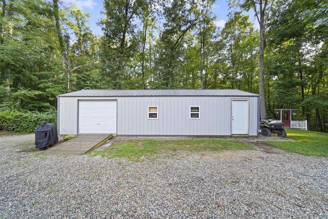 6635 E Chicago Road, Jonesville, MI 49250