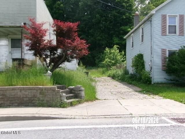 1876 New York 67, Valley Falls, NY 12185