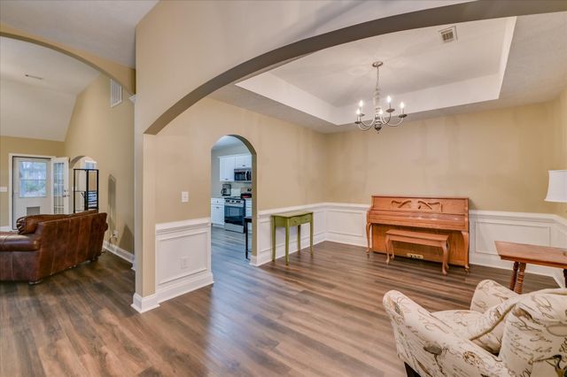 198 Swallow Lake Drive, North Augusta, SC 29841