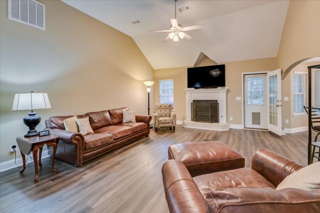 198 Swallow Lake Drive, North Augusta, SC 29841