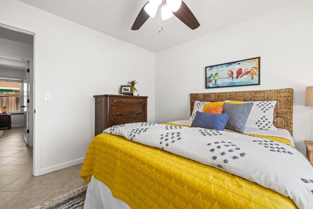 1800 Meadow Ln, Lincoln, CA 95648