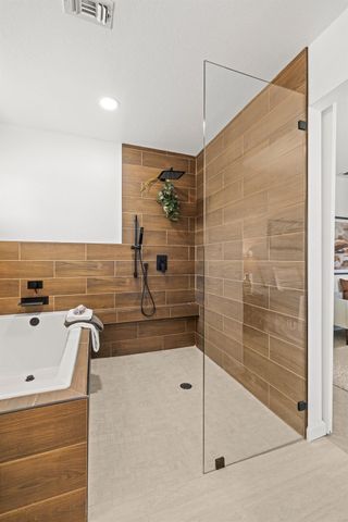 1800 Meadow Ln, Lincoln, CA 95648