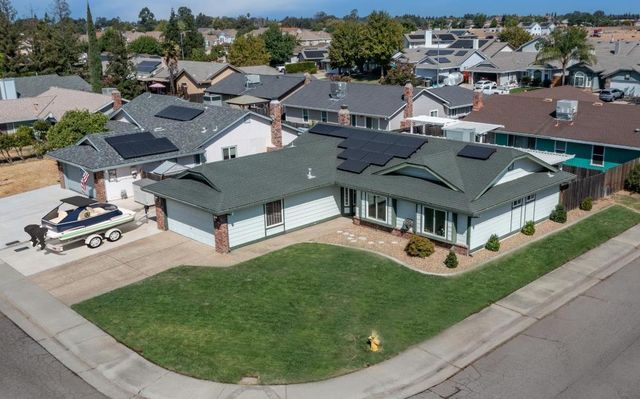 1800 Meadow Ln, Lincoln, CA 95648