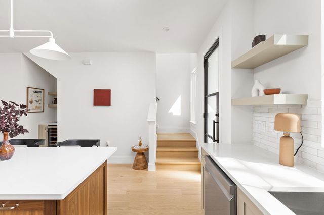 408 Linden A, Austin, TX 78702