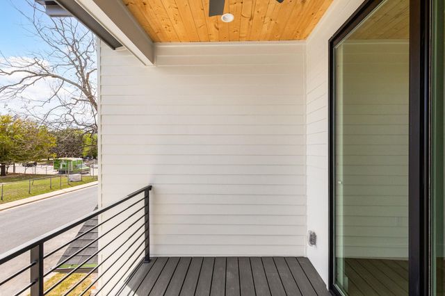 408 Linden A, Austin, TX 78702