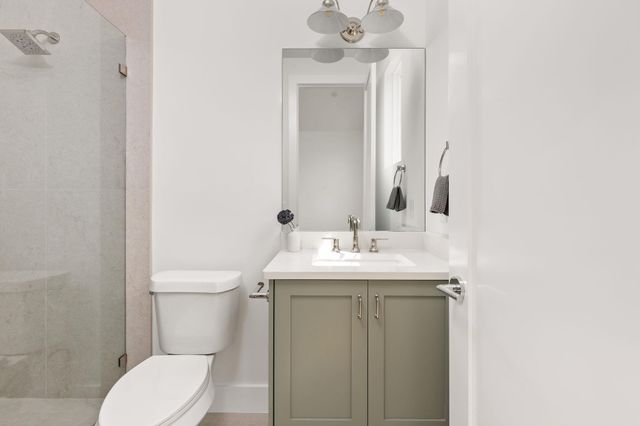 408 Linden A, Austin, TX 78702