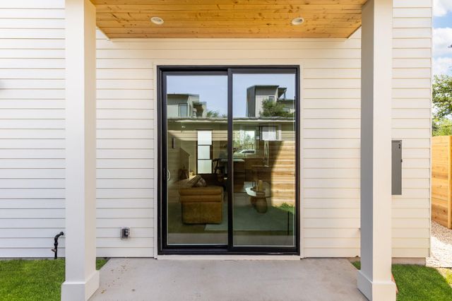 408 Linden A, Austin, TX 78702