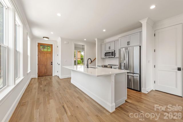 530 Campus Street, Charlotte, NC 28216