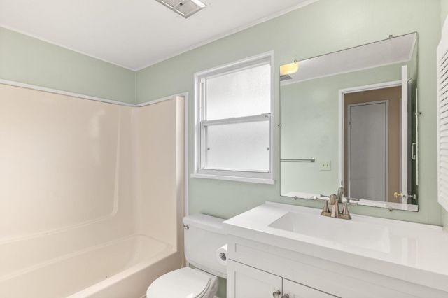 68 Angelo Ln, St Augustine, FL 32086