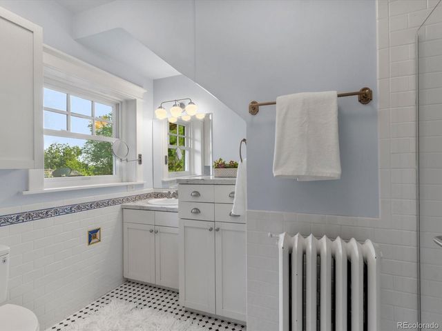 661 N Franklin Street, Denver, CO 80218