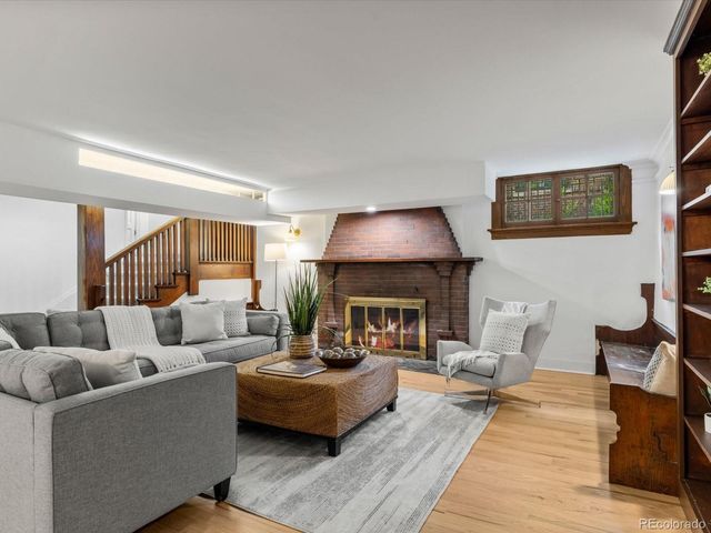 661 N Franklin Street, Denver, CO 80218