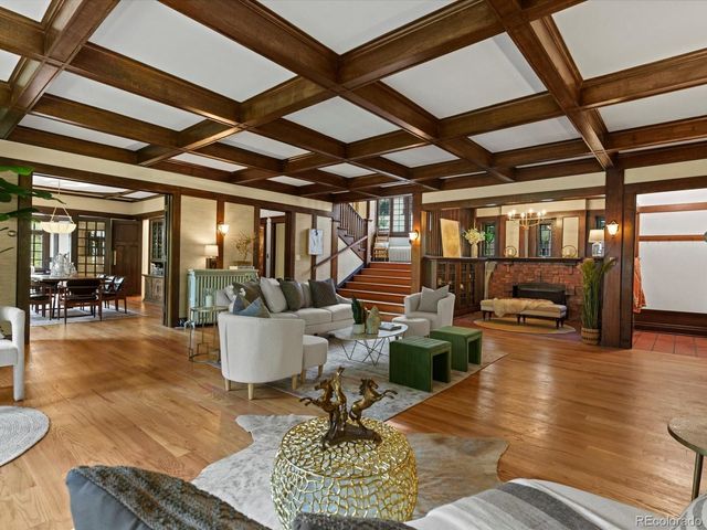 661 N Franklin Street, Denver, CO 80218